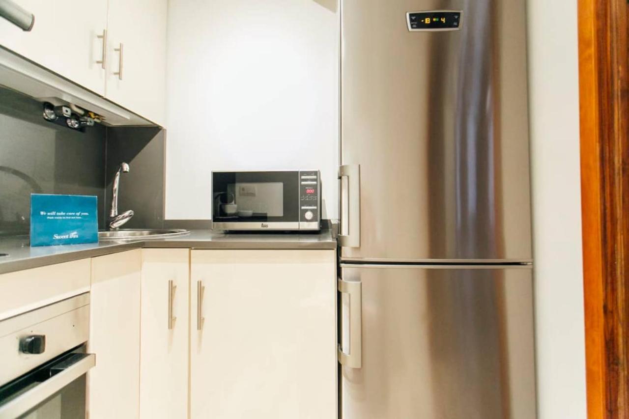 New With Height- 2Bd 1Bth- Pajaritos Apartment Sevilla Exterior foto